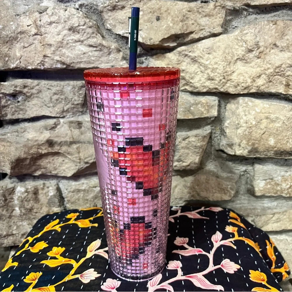NWT STARBUCKS 2025 Valentine's Day Cold Cup with Lid and Straw 24oz 709ML